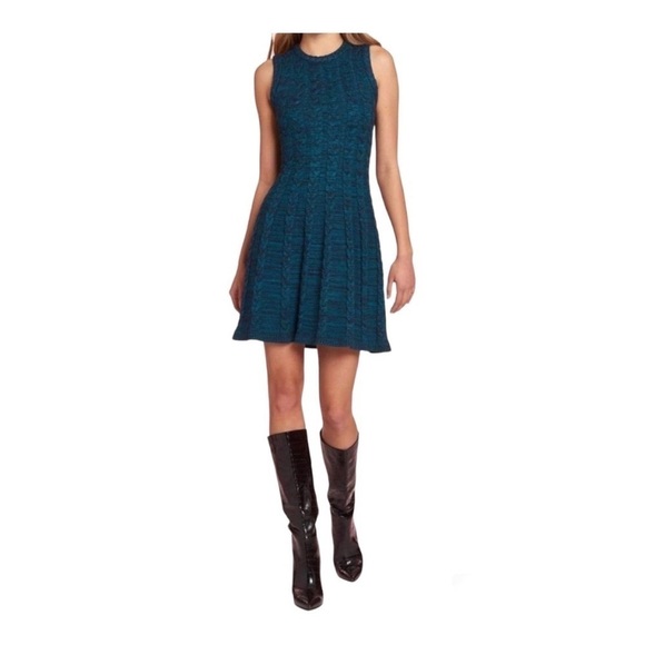 AMANDA UPRICHARD Braylen Cable Knit Sleeveless Sweater Dress. Size Small - Picture 1 of 13